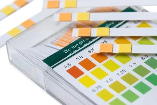 Woda alkaliczna i pH — czy zasadowa woda jest zdrowsza?